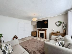 Photo 16- click for photo gallery